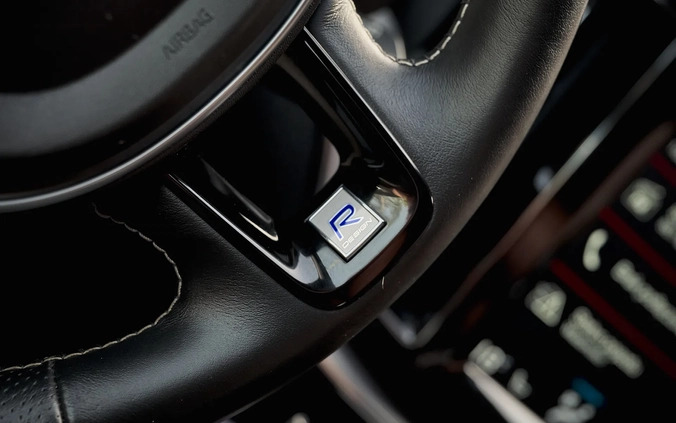 Volvo XC 60 cena 105800 przebieg: 181000, rok produkcji 2018 z Polanów małe 631